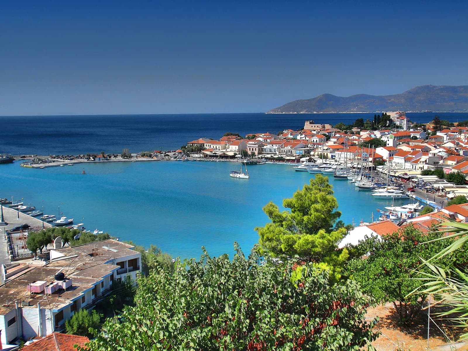 Kuşadası–Samos Feribot Rehberi 2026: Saatler ve Fiyatlar